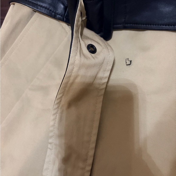 The Kooples Coat Womens Large Beige Black Faux Leather Collar Belted Trench - Picture 8 of 9